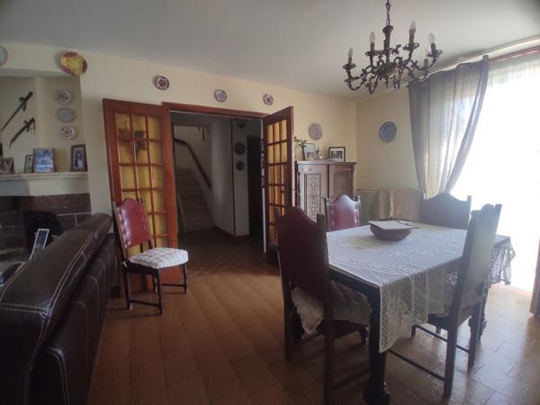 Maison avec  jardin et garage proche de Béziers
