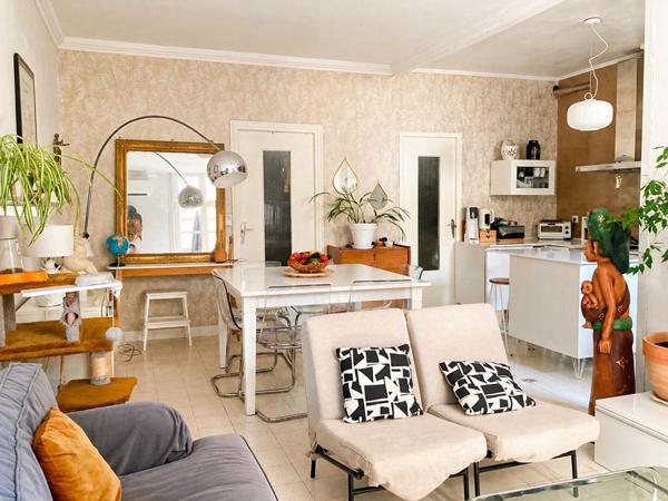 Maison de caractère avec garage ,Centre  de Pézenas 90m2