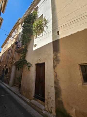 Maison de caractère avec garage ,Centre  de Pézenas 90m2