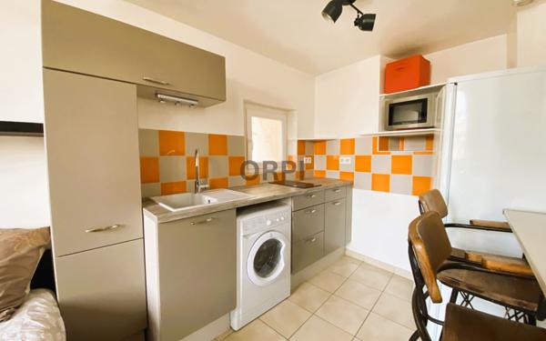 Appartement à vendre    1 pièce •  Saint-Didier