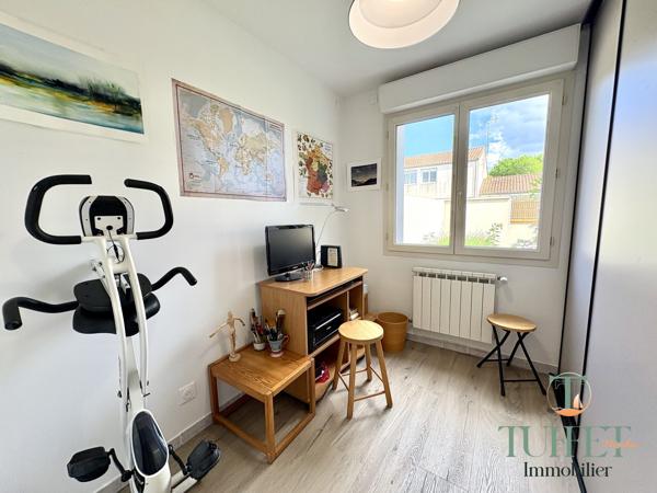 VASTE MAISON RENOVEE 4 CHAMBRES + GARAGE DOUBLE + JARDIN CLOS PAYSAGER