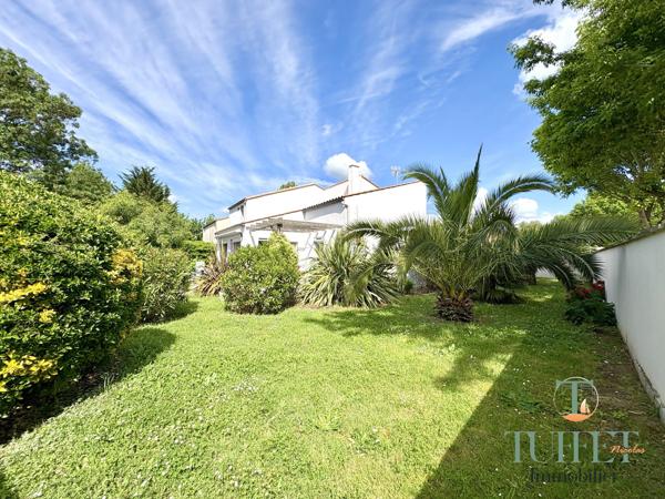 VASTE MAISON RENOVEE 4 CHAMBRES + GARAGE DOUBLE + JARDIN CLOS PAYSAGER