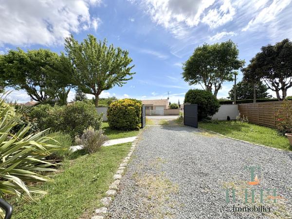 VASTE MAISON RENOVEE 4 CHAMBRES + GARAGE DOUBLE + JARDIN CLOS PAYSAGER