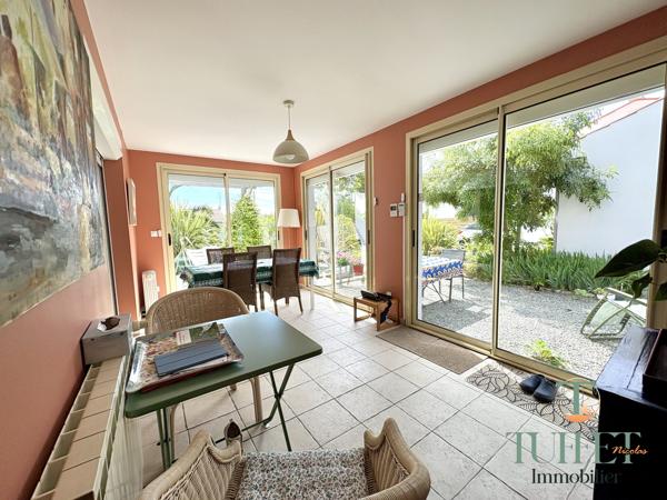 VASTE MAISON RENOVEE 4 CHAMBRES + GARAGE DOUBLE + JARDIN CLOS PAYSAGER