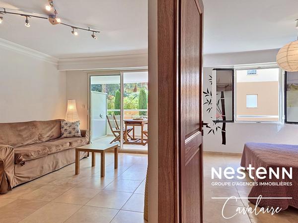 Domaine de la Baie à Cavalaire-sur-Mer - T2 47 m²  avec cave et stationnement