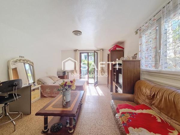 Maison Familiale 5 chambres et un studio indépendant en rez de chaussée