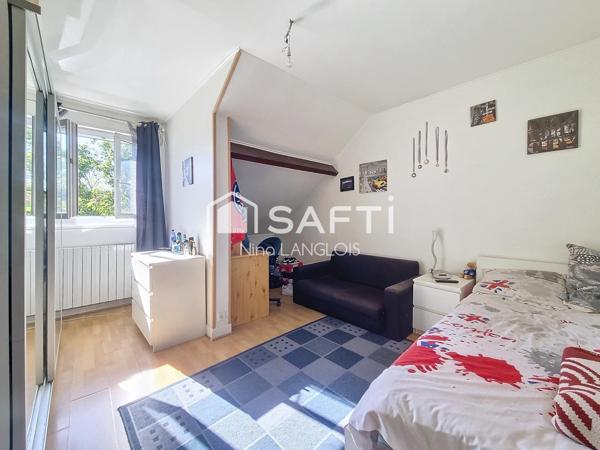 Maison Familiale 5 chambres et un studio indépendant en rez de chaussée