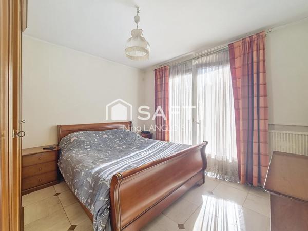 Maison Familiale 5 chambres et un studio indépendant en rez de chaussée