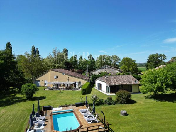 Duras - Maison de campagne de 3 chambres avec gîte séparé de 2 chambres, sur un terrain de 7000m²