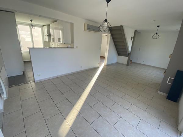 Location Maison T4 avec Jardin - POITIERS