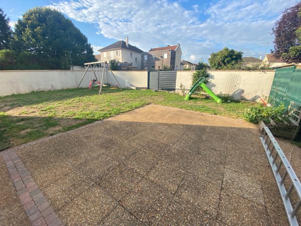 Location Maison T4 avec Jardin - POITIERS