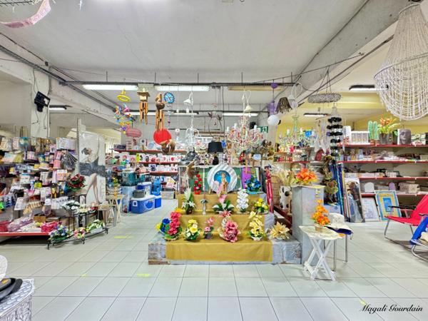 EXCLUSIVITÉ – FONDS DE COMMERCE BAZAR RECONNU – EMPLACEMENT STRATEGIQUE – REPRISE IMMEDIATE - LE MOULE (971)