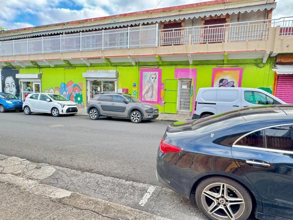 EXCLUSIVITÉ – FONDS DE COMMERCE BAZAR RECONNU – EMPLACEMENT STRATEGIQUE – REPRISE IMMEDIATE - LE MOULE (971)