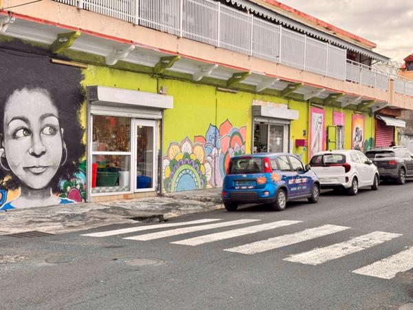 EXCLUSIVITÉ – FONDS DE COMMERCE BAZAR RECONNU – EMPLACEMENT STRATEGIQUE – REPRISE IMMEDIATE - LE MOULE (971)