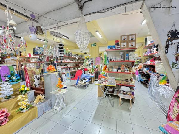 EXCLUSIVITÉ – FONDS DE COMMERCE BAZAR RECONNU – EMPLACEMENT STRATEGIQUE – REPRISE IMMEDIATE - LE MOULE (971)