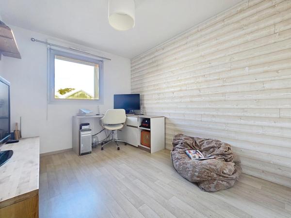 Maison familiale récente, proche du centre de BLANQUEFORT