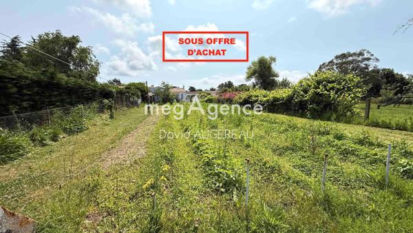 Terrain à L' ILE-D'YEU, 85350 - 678m²