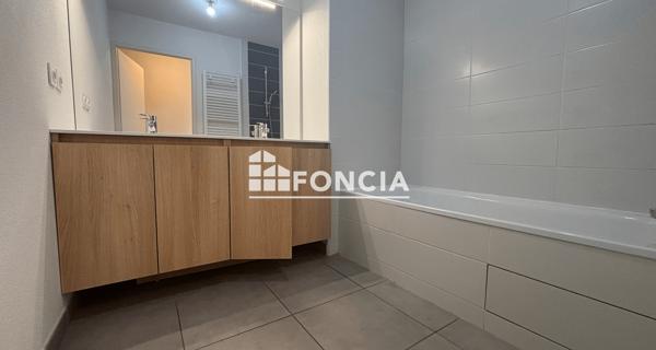 Location Appartement 3 pièces 64.47 m² - Toulouse 31200