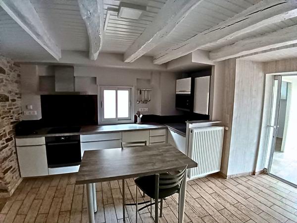 Maison - 4 pièces - 140 m²