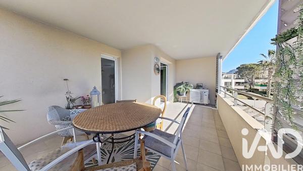 Appartement à vendre 3 pièces 65,8 m² Roquebrune-sur-Argens