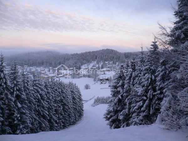 Local commercial de 200 m²