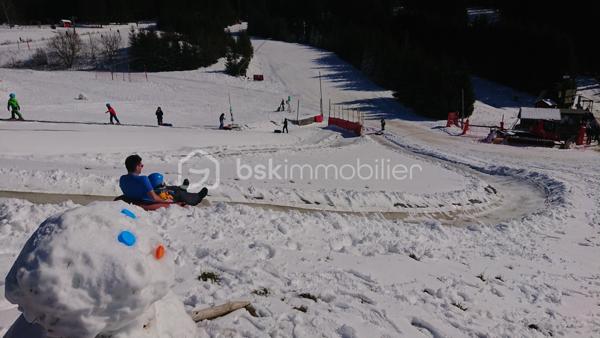 Local commercial de 200 m²