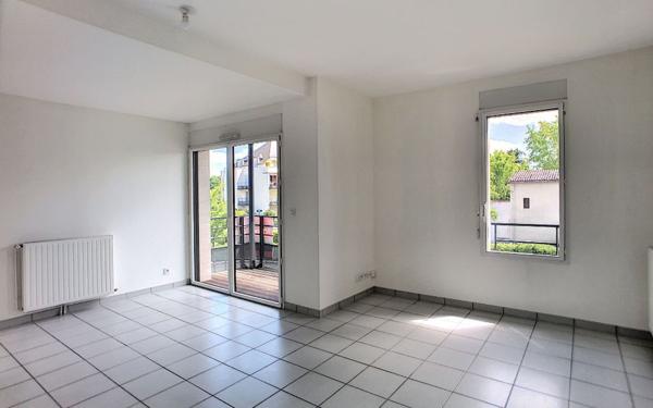 Appartement à louer    3 pièces •  Saint-Cyr-sur-Loire