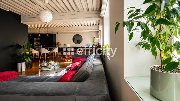 Appartement
         3 pièces
        - 83 m² Exclusivité 469 000 € *