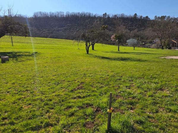 Terrain à vendre de 610,00 m² viabilisé COURBOUZON  (39)