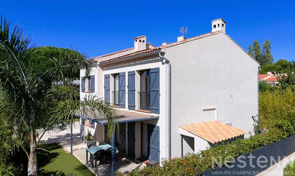 Villa centre ville à vendre à La Londe-les-Maures - 5 pièces, 150 m²