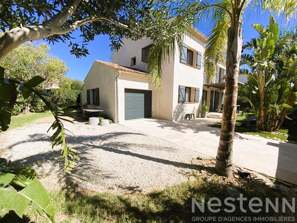 Villa centre ville à vendre à La Londe-les-Maures - 5 pièces, 150 m²
