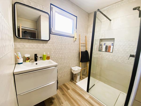 Villa centre ville à vendre à La Londe-les-Maures - 5 pièces, 150 m²