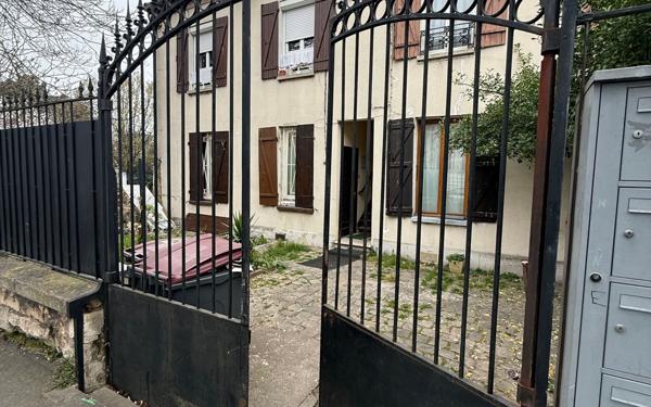 Appartement à vendre    3 pièces • 36,25 m2 Argenteuil