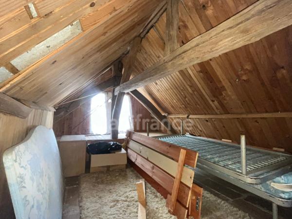 Maison de ville de caractère au coeur de CHÂTEAU RENARD (45) - 4 pièces - idéal primo accédant ou investisseur ou activité professionnelle