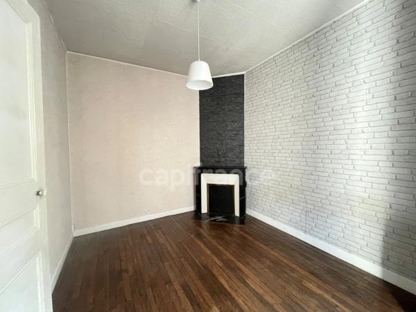 Maison de ville de caractère au coeur de CHÂTEAU RENARD (45) - 4 pièces - idéal primo accédant ou investisseur ou activité professionnelle