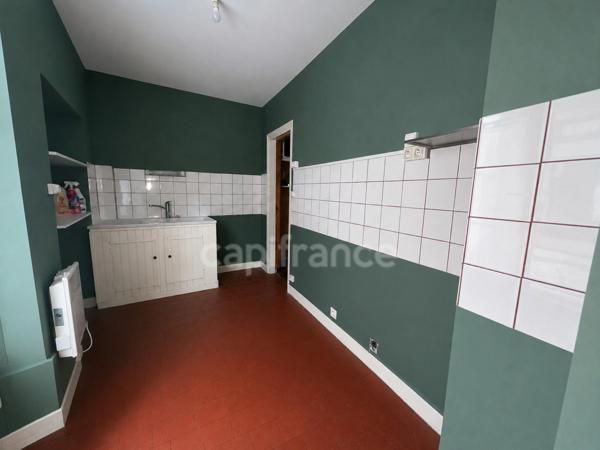 Maison de ville de caractère au coeur de CHÂTEAU RENARD (45) - 4 pièces - idéal primo accédant ou investisseur ou activité professionnelle