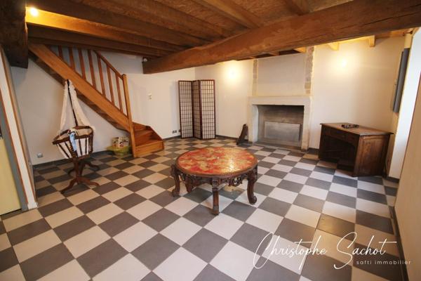 Maison à Mauzé sur le Mignon, deux chambres