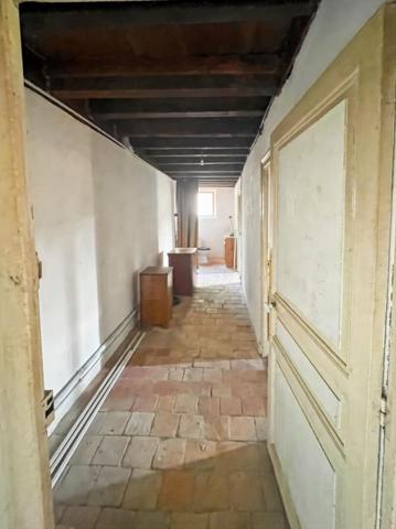 Chateaumeillant  Longère idéale pour vos projets