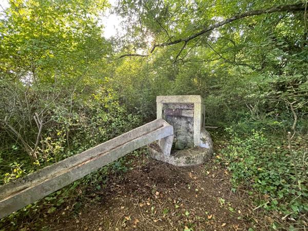 Chateaumeillant  Longère idéale pour vos projets