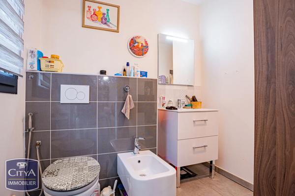 Appartement à vendre 2 pièces 34.16m² Pont-de-Chéruy (38230)