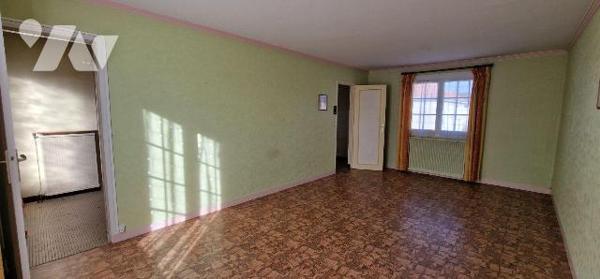 Maison à Vendre à Thouars (79100) 85 m², 3 chambres, idéal première acquisition ou investissement.