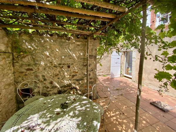 Maison de village rénovée avec jardin