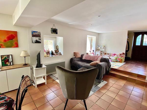 Maison de village rénovée avec jardin