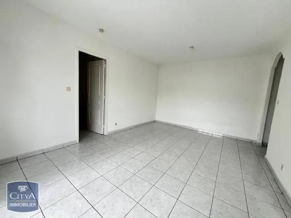 Appartement à louer 2 pièces 35.67m² Bras-Panon (97412)