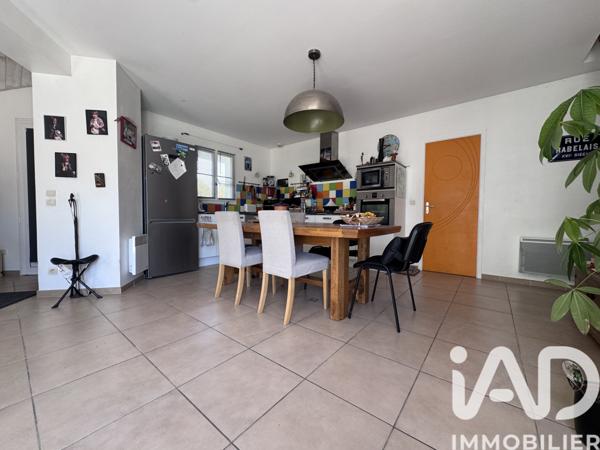 Maison à vendre 6 pièces 125 m² Saint-Médard-d'Aunis