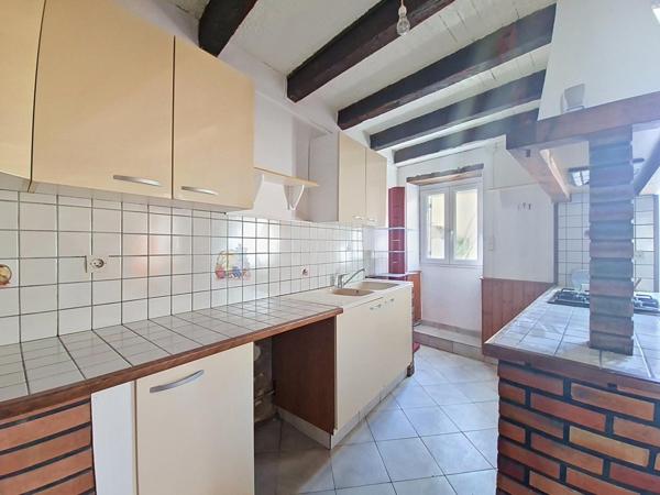 Maison à FAYE-L'ABBESSE, 79350 - 5 pièces 150m²