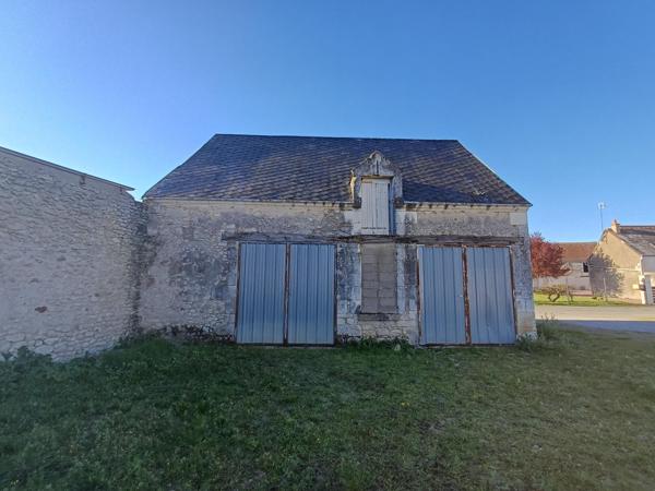 GRANGE EN CŒUR DE VILLAGE