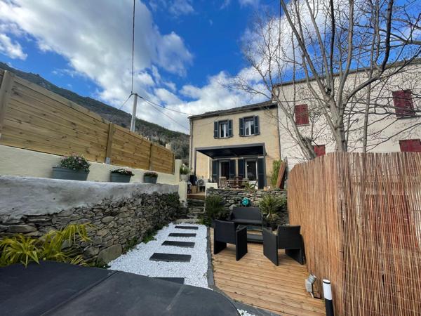 Ortiporio (20290) Maison de village 3 pièces avec jardin