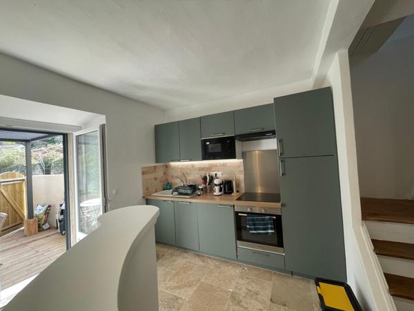 Ortiporio (20290) Maison de village 3 pièces avec jardin