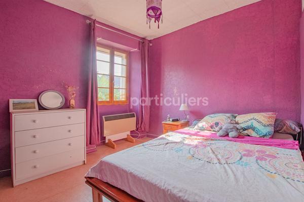 Vente
                Maison192 m² - 8 Pièces -
                    REIGNIER (74930)